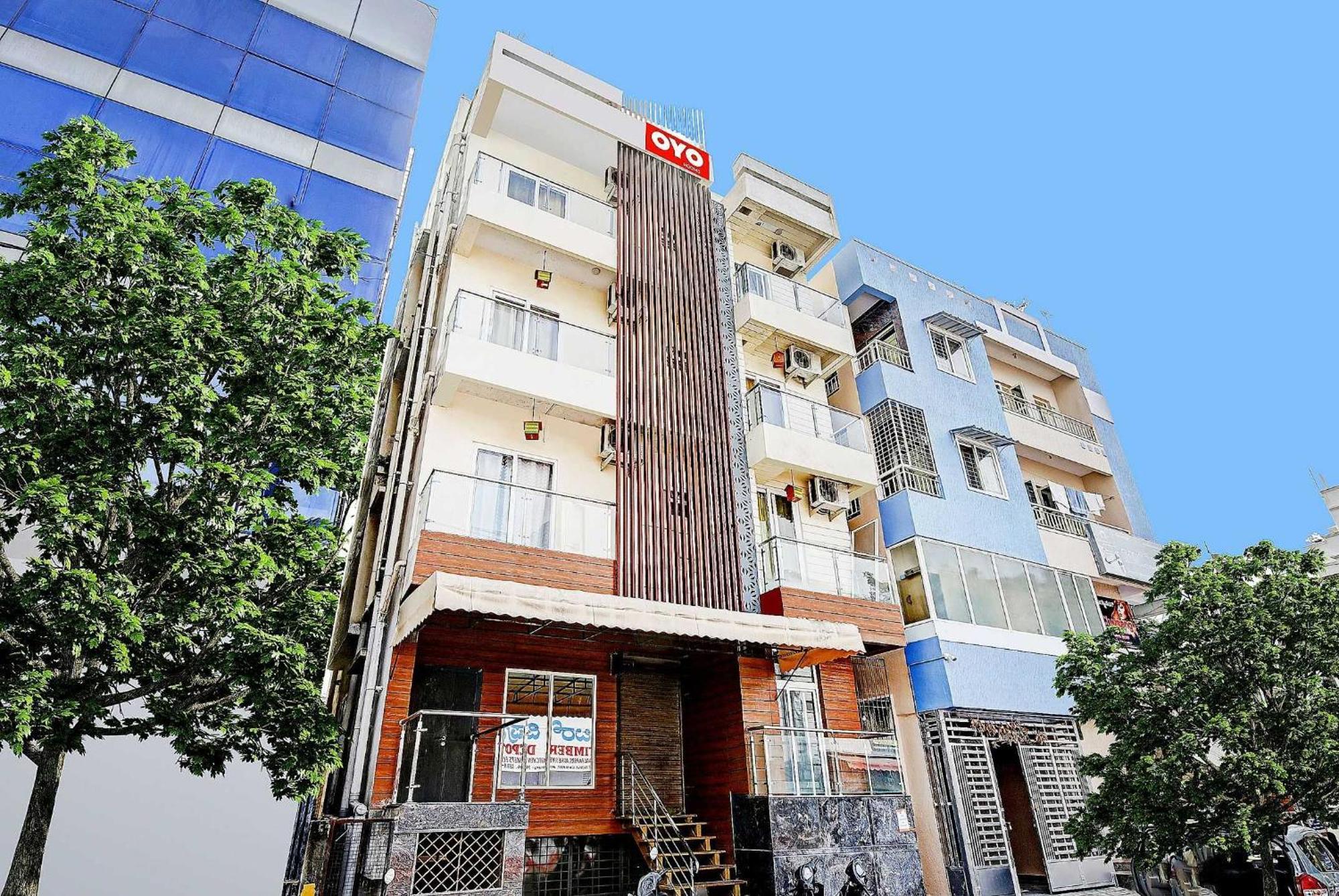 Super Hotel O Vsv Avenue Hennur Near Sri Amruth Chithra Mandira バンガロール エクステリア 写真