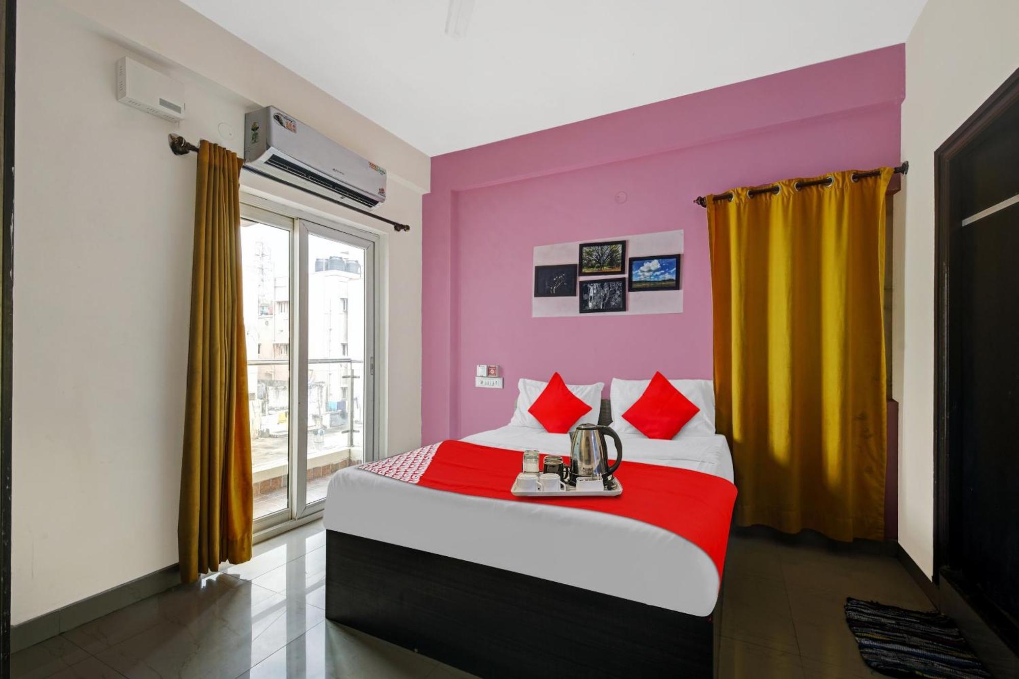 Super Hotel O Vsv Avenue Hennur Near Sri Amruth Chithra Mandira バンガロール エクステリア 写真
